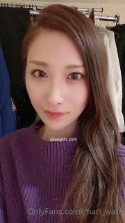 蜜桃汪汪水白皙少妇3P啪啪沙发上操，边口交边摸奶前后双插上1